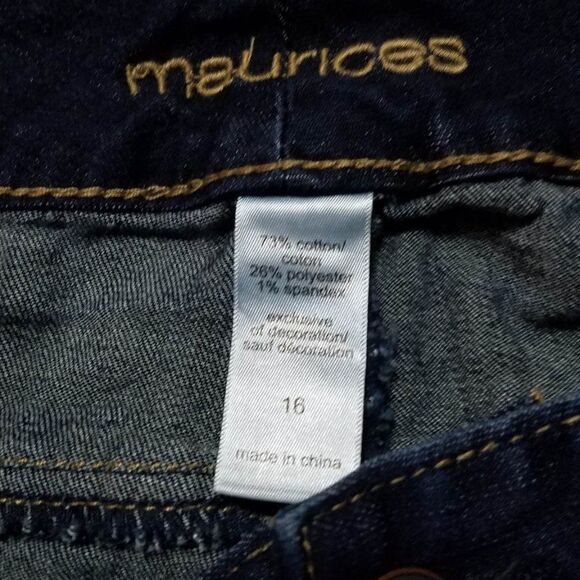 Maurices Jeans Shorts with Side Slits size 16 - Picture 2 of 12